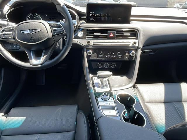 2025 Genesis G70 2.5T Standard Corona CA