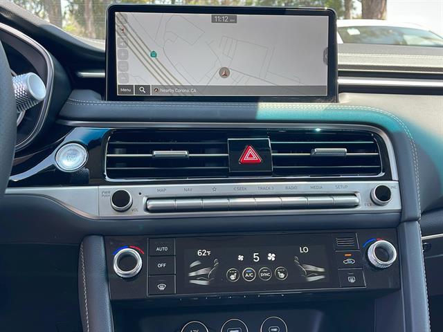 2025 Genesis G70 2.5T Standard Corona CA