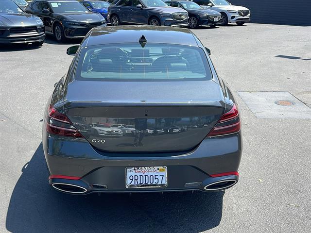 2025 Genesis G70 2.5T Standard Corona CA