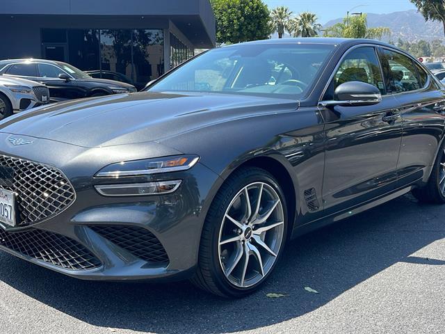2025 Genesis G70 2.5T Standard Corona CA