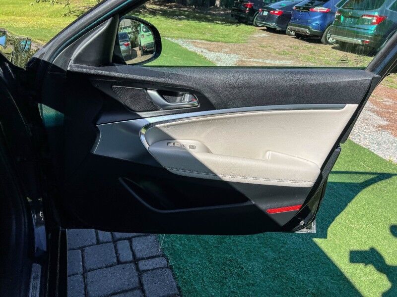 2025 Genesis G70 2.5T Wilmington NC