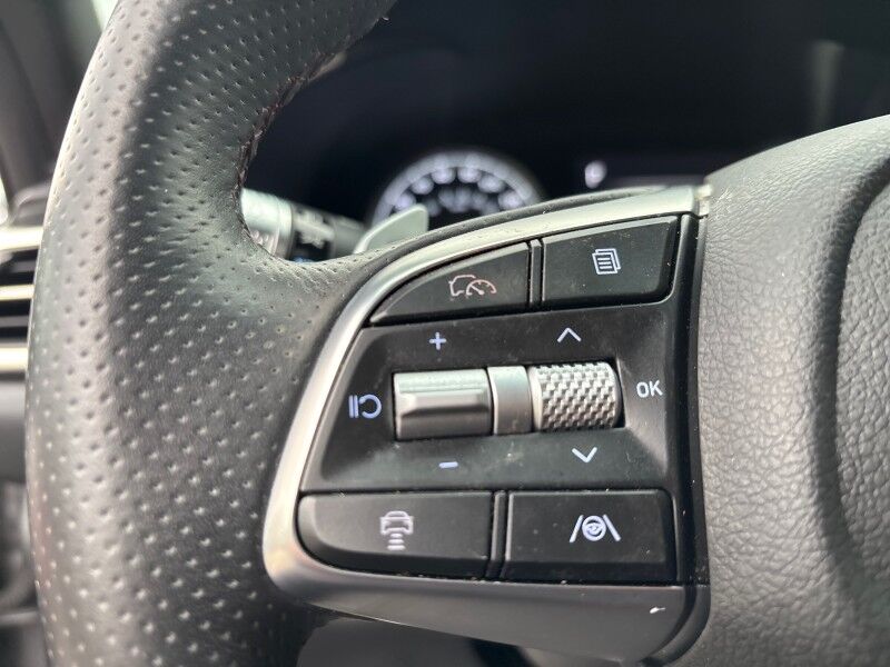 2025 Genesis G70 2.5T w/SPORT PRESTIGE PKG. RED LTHR. SUNR. Seffner FL