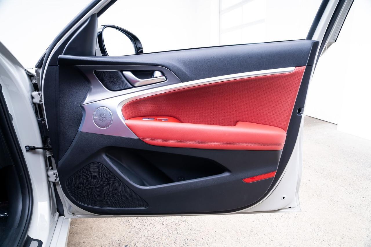 2025 Genesis G70 3.3T Sport Advanced 1 Owner Vented Seats Moonroof Portland OR