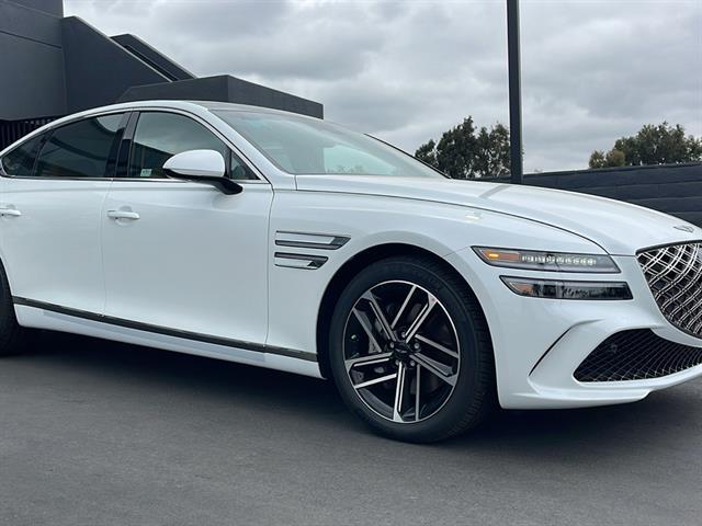 2025 Genesis G80 2.5T Advanced AWD