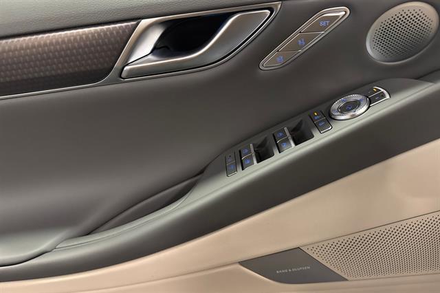 2025 Genesis G80 3.5T Sport Advanced