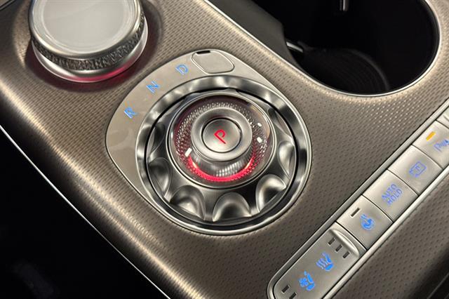 2025 Genesis GV60 Advanced