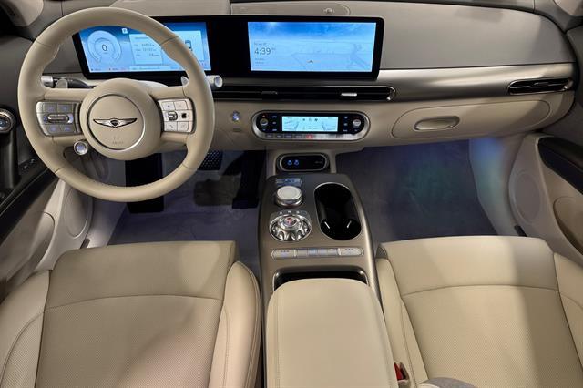2025 Genesis GV60 Standard