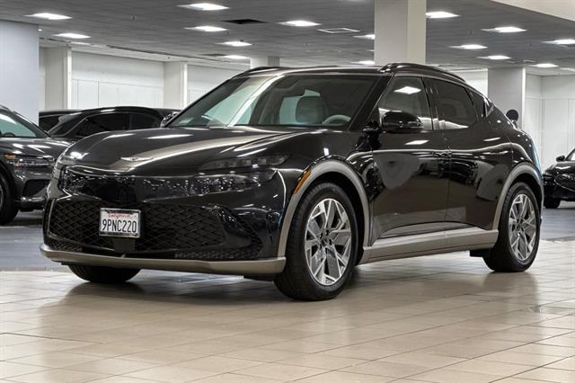 2025 Genesis GV60 Standard