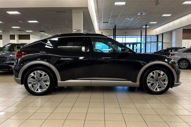 2025 Genesis GV60 Standard