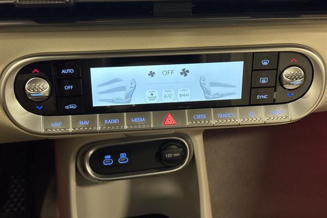 2025 Genesis GV60 Standard