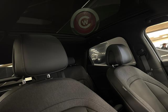 2025 Genesis GV60 Standard