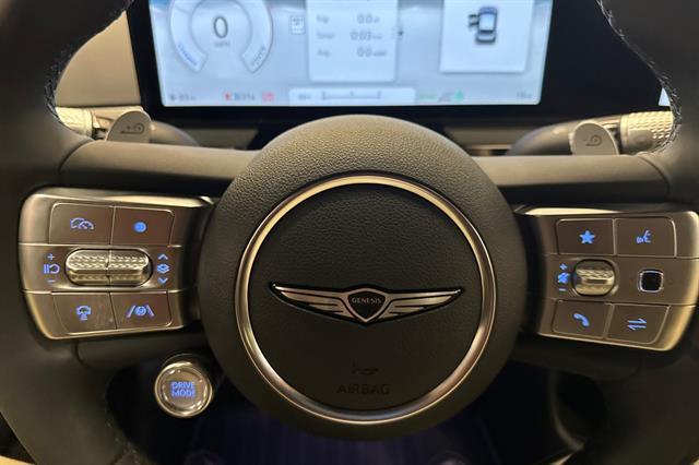 2025 Genesis GV60 Standard
