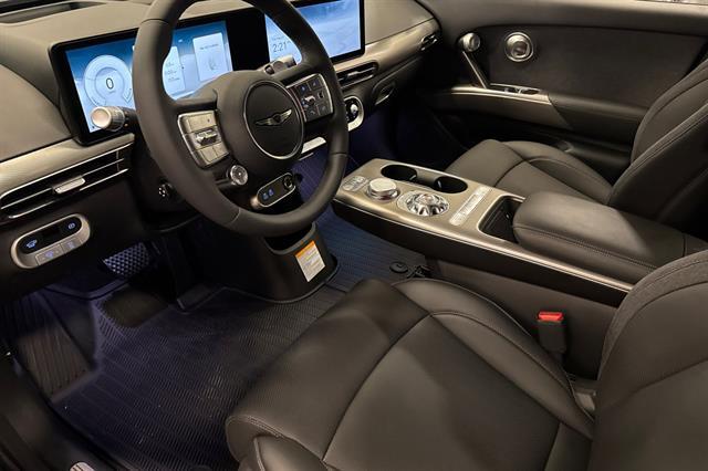 2025 Genesis GV60 Standard