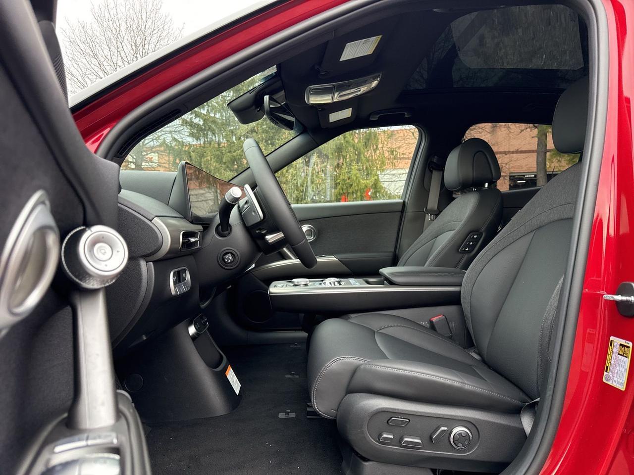 2025 Genesis GV60 Standard Chantilly VA