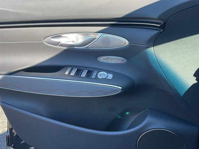 2025 Genesis GV70 Corona CA
