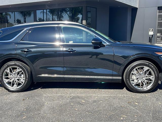 2025 Genesis GV70 Corona CA