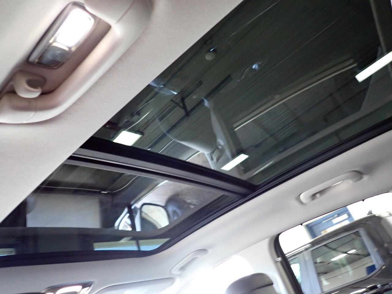 2025 Genesis GV70 2.5T Advanced Plus AWD LEATHER NAVI SUNROOF Listowel ON