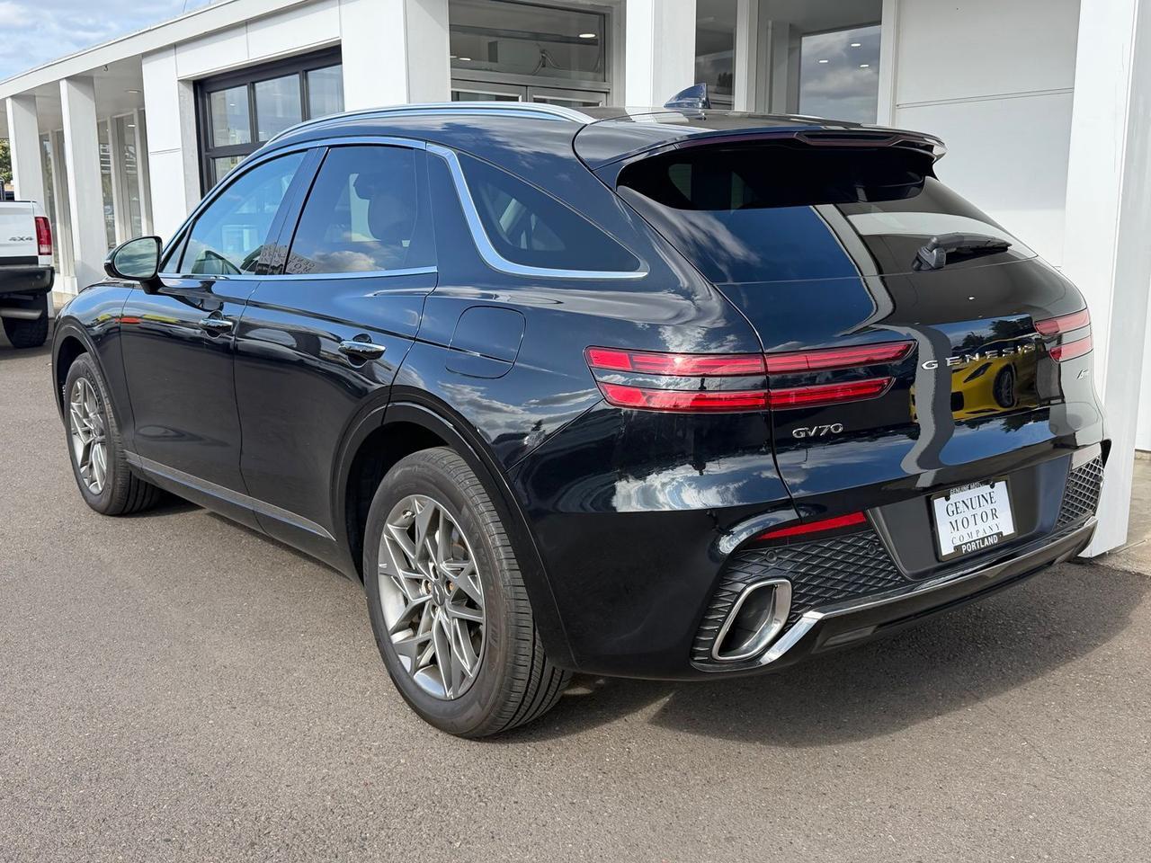 2025 Genesis GV70 2.5T