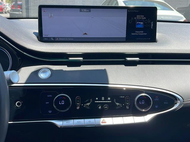 2025 Genesis GV70 2.5T Standard Corona CA