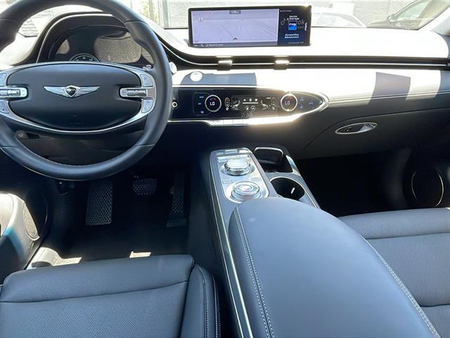 2025 Genesis GV70 2.5T Standard Corona CA