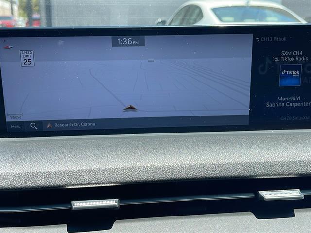 2025 Genesis GV70 2.5T Standard Corona CA