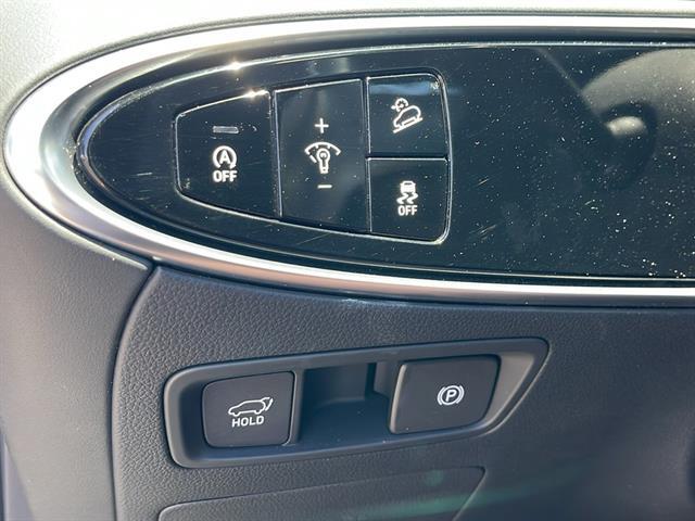 2025 Genesis GV70 2.5T Standard Corona CA