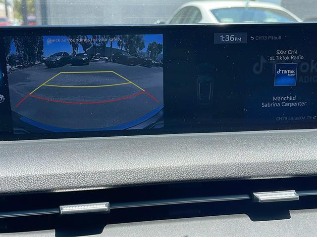2025 Genesis GV70 2.5T Standard Corona CA