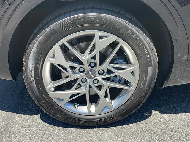 2025 Genesis GV70 2.5T Standard Corona CA