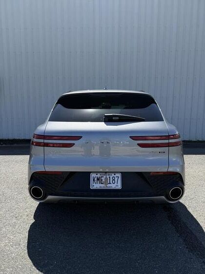 2025 Genesis GV70 Standard