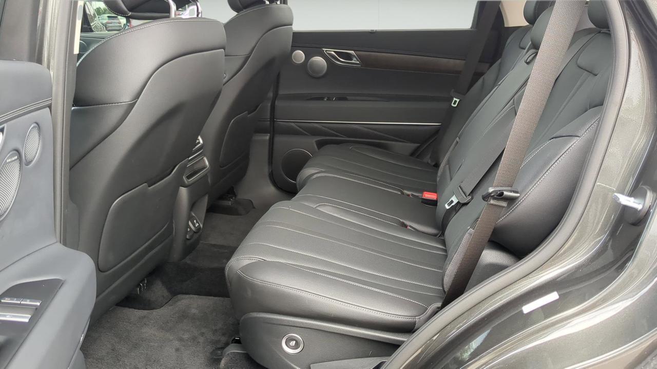 2025 Genesis GV80 2.5T Advanced