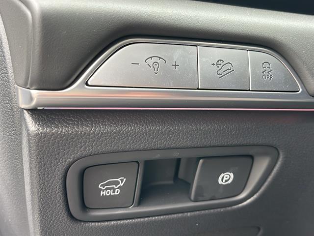 2025 Genesis GV80 3.5T Advanced AWD Corona CA