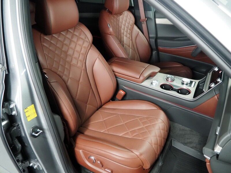 2025 Genesis GV80 3.5T Prestige AWD *HEADS-UP DISPLAY, NAVIGATION, ADAPTIVE CRUISE, SAFETY ALERTS, 27 INCH OLED DISPLAY, 360 CAMERAS, PANO MOONROOF, NAPPA LEATHER, CLIMATE MASSAGE SEATS, BANG & OLUFSEN, WIRELESS CHARGING