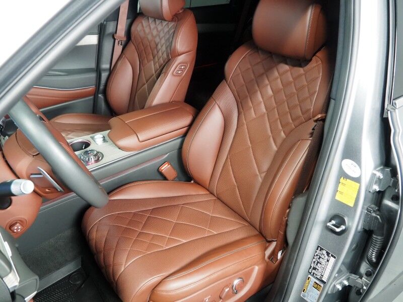 2025 Genesis GV80 3.5T Prestige AWD *HEADS-UP DISPLAY, NAVIGATION, ADAPTIVE CRUISE, SAFETY ALERTS, 27 INCH OLED DISPLAY, 360 CAMERAS, PANO MOONROOF, NAPPA LEATHER, CLIMATE MASSAGE SEATS, BANG & OLUFSEN, WIRELESS CHARGING Round Rock TX