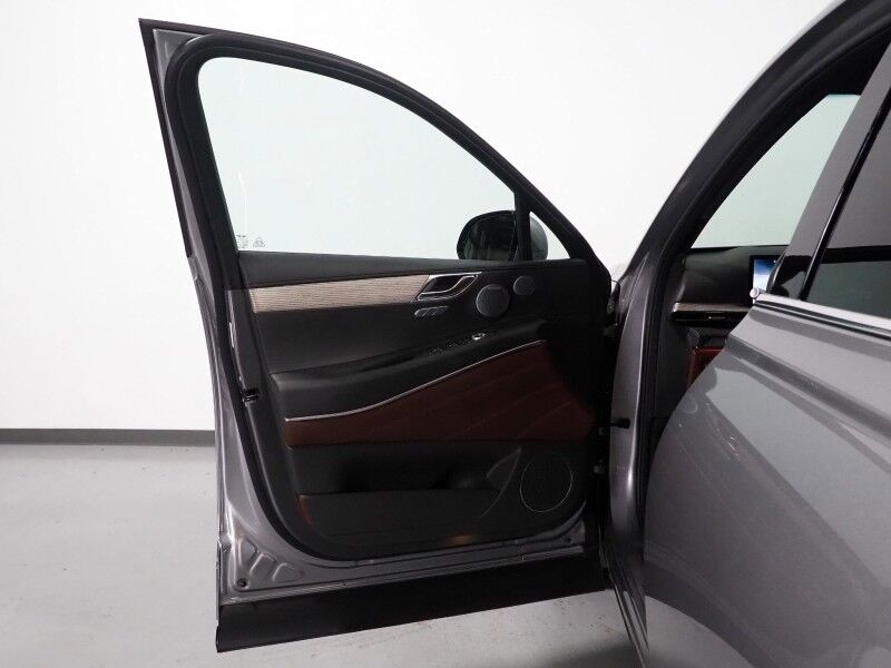2025 Genesis GV80 3.5T Prestige AWD *HEADS-UP DISPLAY, NAVIGATION, ADAPTIVE CRUISE, SAFETY ALERTS, 27 INCH OLED DISPLAY, 360 CAMERAS, PANO MOONROOF, NAPPA LEATHER, CLIMATE MASSAGE SEATS, BANG & OLUFSEN, WIRELESS CHARGING Round Rock TX