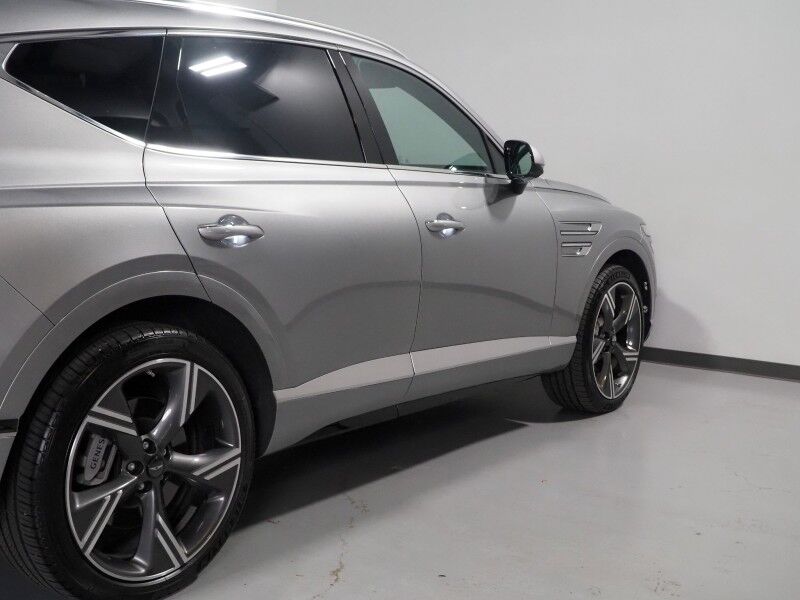 2025 Genesis GV80 3.5T Prestige AWD *HEADS-UP DISPLAY, NAVIGATION, ADAPTIVE CRUISE, SAFETY ALERTS, 27 INCH OLED DISPLAY, 360 CAMERAS, PANO MOONROOF, NAPPA LEATHER, CLIMATE MASSAGE SEATS, BANG & OLUFSEN, WIRELESS CHARGING Round Rock TX