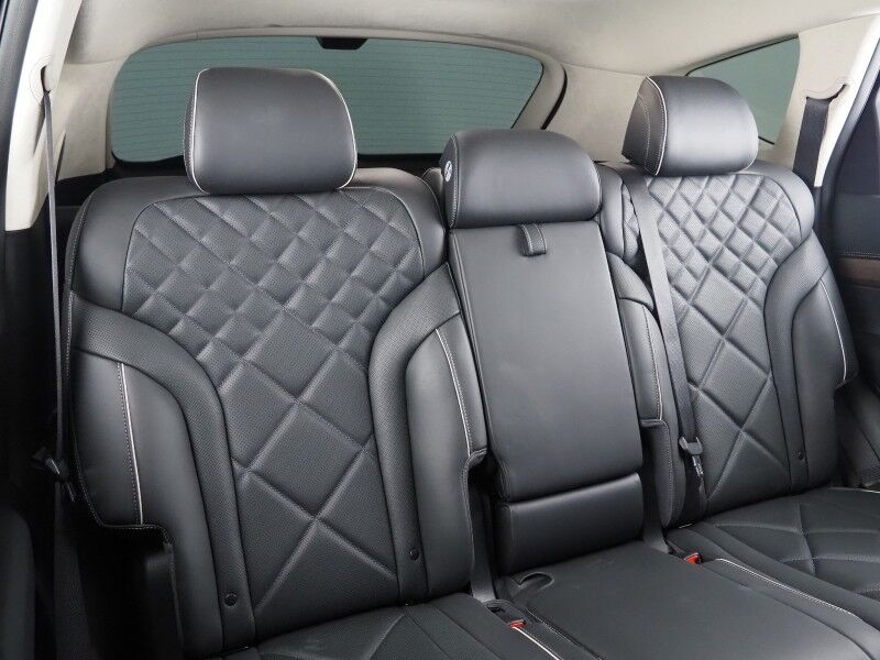 2025 Genesis GV80 3.5T Prestige AWD *HEADS-UP DISPLAY, NAVIGATION, ADAPTIVE CRUISE, SAFETY ALERTS, 27 INCH OLED DISPLAY, 360 CAMERAS, PANO MOONROOF, NAPPA LEATHER, CLIMATE MASSAGE SEATS, BANG & OLUFSEN, WIRELESS CHARGING Round Rock TX