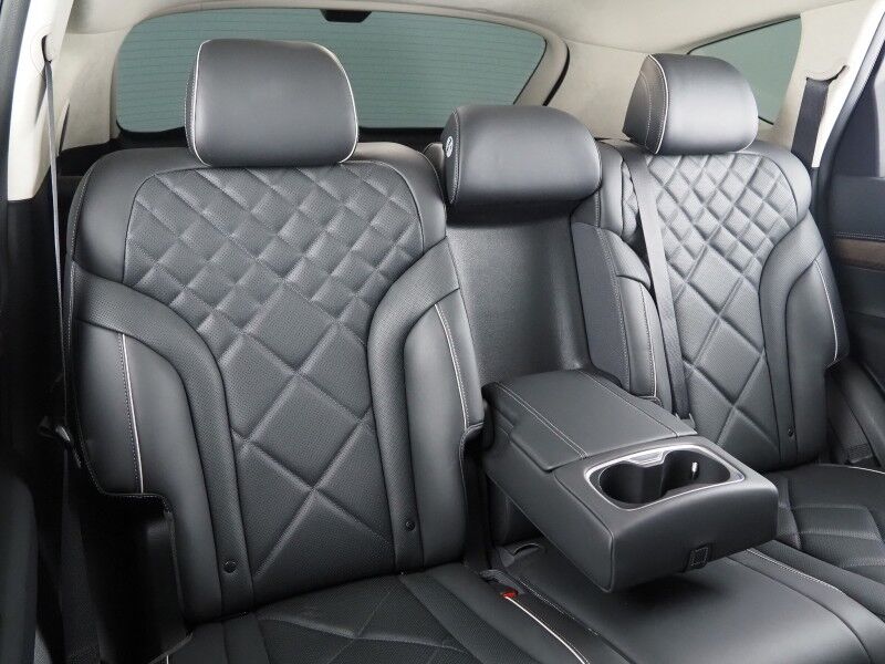 2025 Genesis GV80 3.5T Prestige AWD *HEADS-UP DISPLAY, NAVIGATION, ADAPTIVE CRUISE, SAFETY ALERTS, 27 INCH OLED DISPLAY, 360 CAMERAS, PANO MOONROOF, NAPPA LEATHER, CLIMATE MASSAGE SEATS, BANG & OLUFSEN, WIRELESS CHARGING Round Rock TX