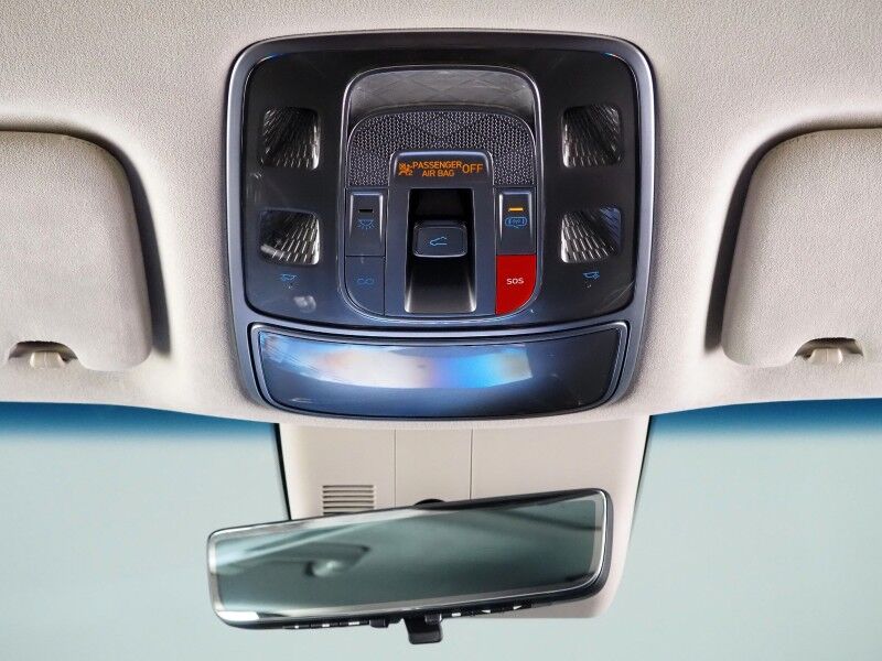 2025 Genesis GV80 3.5T Prestige AWD *HEADS-UP DISPLAY, NAVIGATION, ADAPTIVE CRUISE, SAFETY ALERTS, 27 INCH OLED DISPLAY, 360 CAMERAS, PANO MOONROOF, NAPPA LEATHER, CLIMATE MASSAGE SEATS, BANG & OLUFSEN, WIRELESS CHARGING Round Rock TX