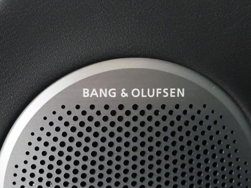 2025 Genesis GV80 3.5T Prestige AWD *HEADS-UP DISPLAY, NAVIGATION, ADAPTIVE CRUISE, SAFETY ALERTS, 27 INCH OLED DISPLAY, 360 CAMERAS, PANO MOONROOF, NAPPA LEATHER, CLIMATE MASSAGE SEATS, BANG & OLUFSEN, WIRELESS CHARGING Round Rock TX