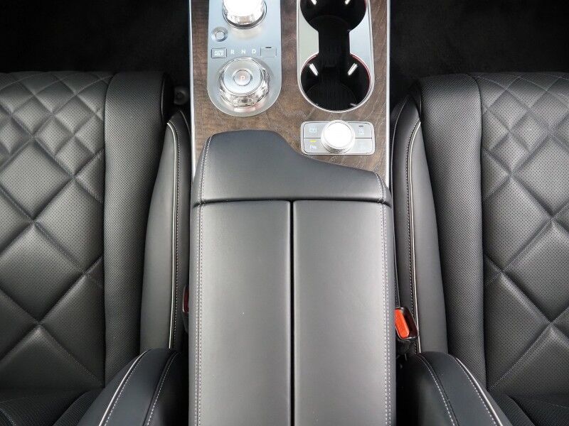 2025 Genesis GV80 3.5T Prestige AWD *HEADS-UP DISPLAY, NAVIGATION, ADAPTIVE CRUISE, SAFETY ALERTS, 27 INCH OLED DISPLAY, 360 CAMERAS, PANO MOONROOF, NAPPA LEATHER, CLIMATE MASSAGE SEATS, BANG & OLUFSEN, WIRELESS CHARGING Round Rock TX