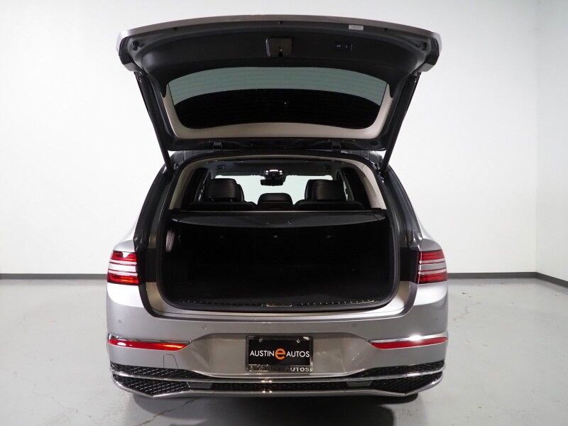 2025 Genesis GV80 3.5T Prestige AWD *HEADS-UP DISPLAY, NAVIGATION, ADAPTIVE CRUISE, SAFETY ALERTS, 27 INCH OLED DISPLAY, 360 CAMERAS, PANO MOONROOF, NAPPA LEATHER, CLIMATE MASSAGE SEATS, BANG & OLUFSEN, WIRELESS CHARGING Round Rock TX