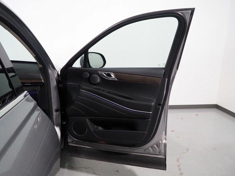 2025 Genesis GV80 3.5T Prestige AWD *HEADS-UP DISPLAY, NAVIGATION, ADAPTIVE CRUISE, SAFETY ALERTS, 27 INCH OLED DISPLAY, 360 CAMERAS, PANO MOONROOF, NAPPA LEATHER, CLIMATE MASSAGE SEATS, BANG & OLUFSEN, WIRELESS CHARGING Round Rock TX