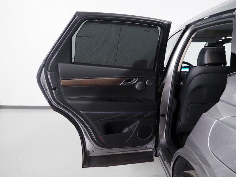 2025 Genesis GV80 3.5T Prestige AWD *HEADS-UP DISPLAY, NAVIGATION, ADAPTIVE CRUISE, SAFETY ALERTS, 27 INCH OLED DISPLAY, 360 CAMERAS, PANO MOONROOF, NAPPA LEATHER, CLIMATE MASSAGE SEATS, BANG & OLUFSEN, WIRELESS CHARGING Round Rock TX