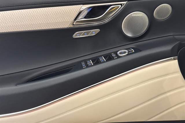 2025 Genesis GV80 Prestige