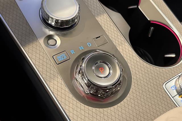 2025 Genesis GV80 Prestige