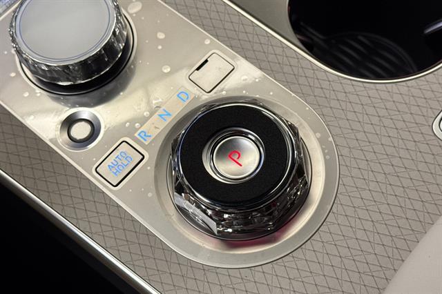 2025 Genesis GV80 Prestige
