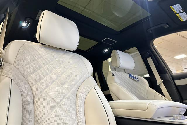 2025 Genesis GV80 Prestige