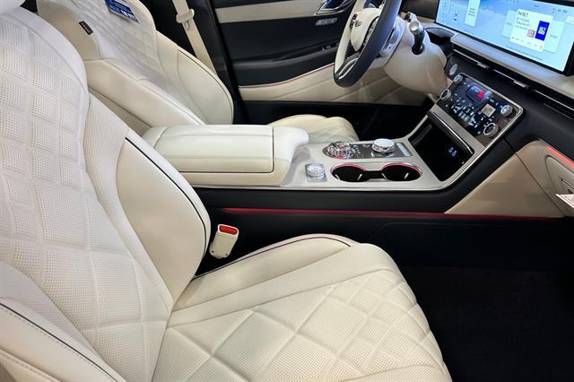2025 Genesis GV80 Prestige