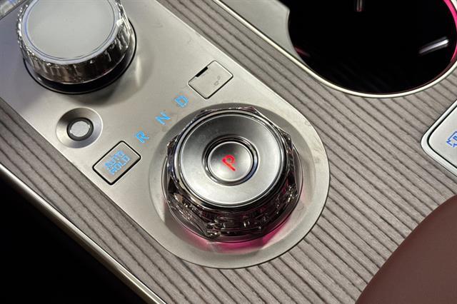 2025 Genesis GV80 Prestige