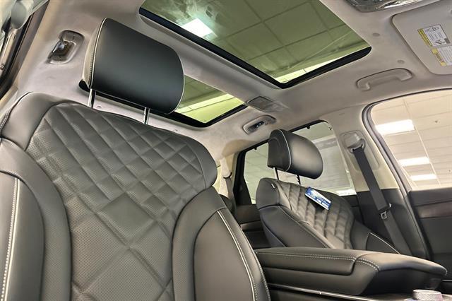 2025 Genesis GV80 Prestige